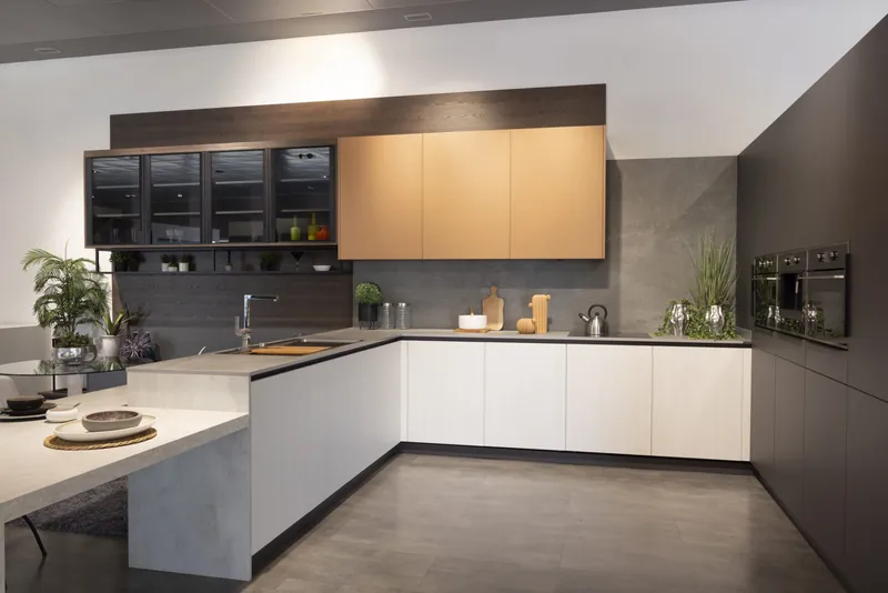 Logi 7 ultragloss and matt PET cabinet doors
