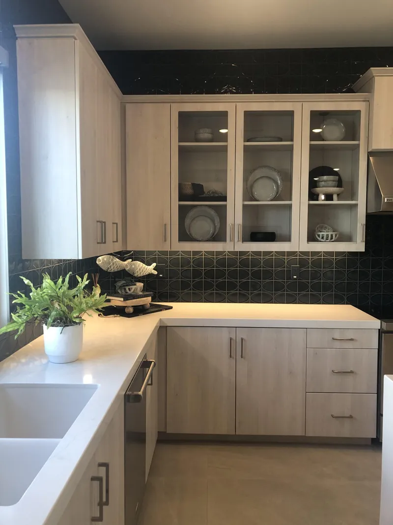 Beverly Italian cabinetry installation — Greater Toronto Area, Toronto by Stylish Cabinets